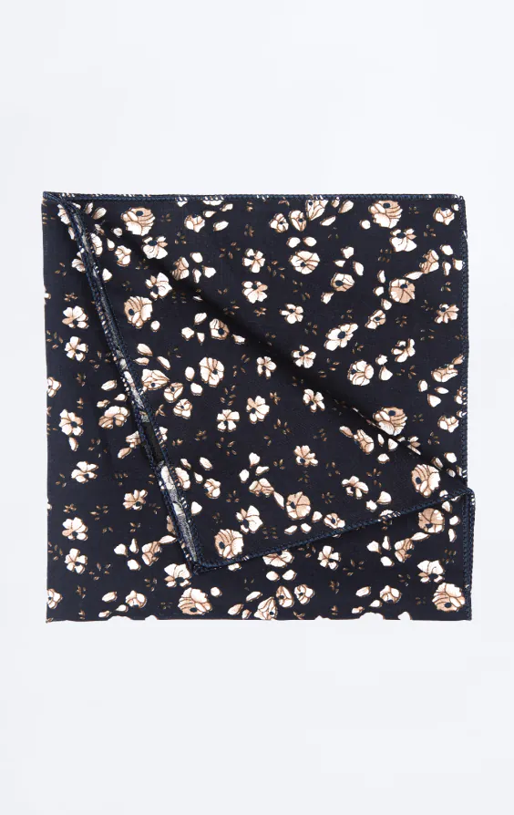 Blauw met witte gebloemde pochet Blauw met witte gebloemde pochet