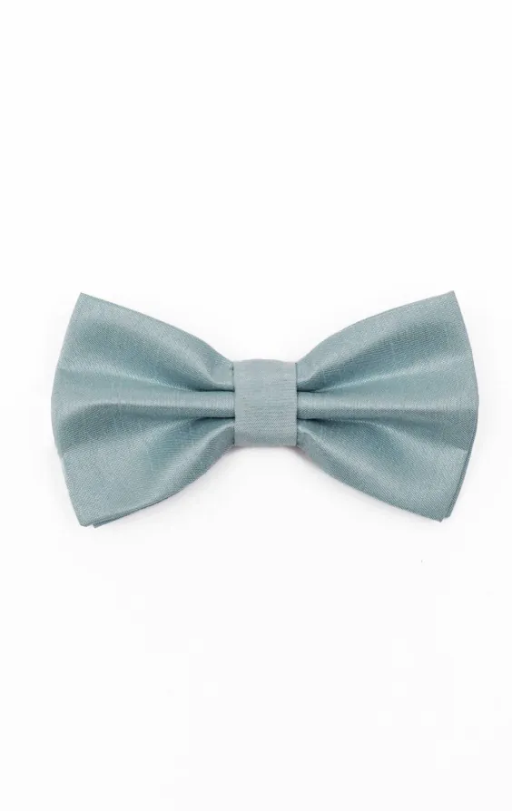 Strik in poederblauw, polyester dupion, voorgestrikt