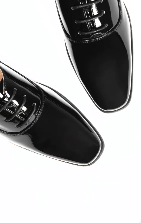 Klassieke zwarte jongens schoenen - photo 1 Klassieke zwarte jongens schoenen - photo 1