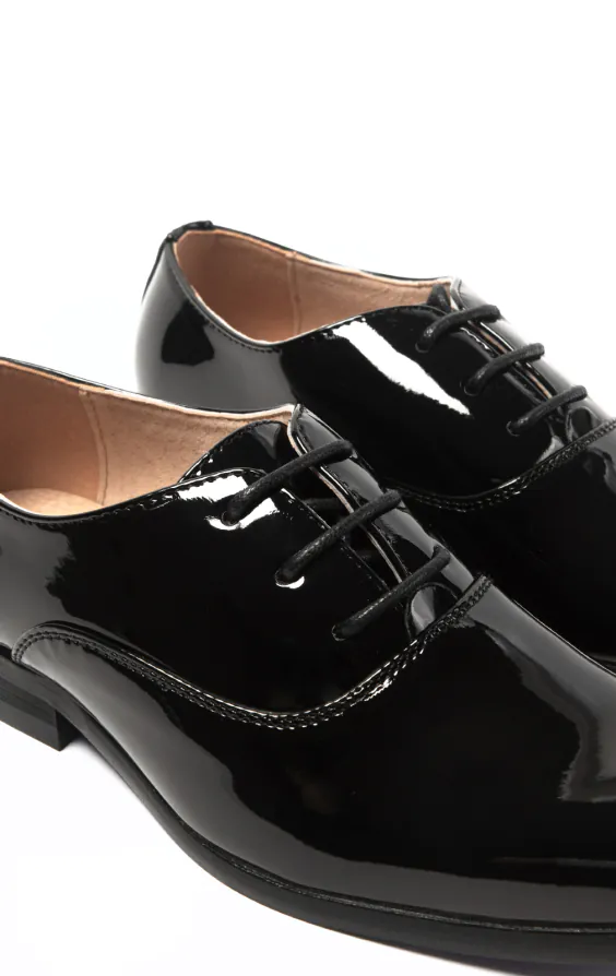 Klassieke zwarte jongens schoenen - photo 3 Klassieke zwarte jongens schoenen - photo 3