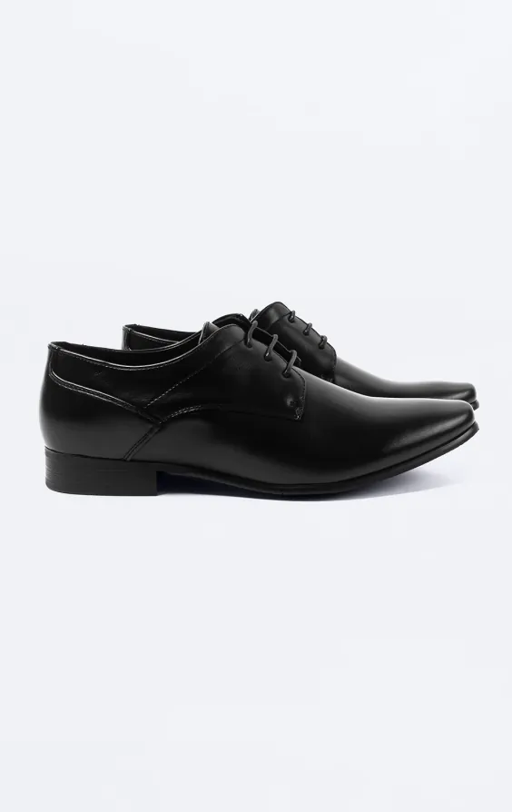 Zwarte effen derby schoenen Zwarte effen derby schoenen