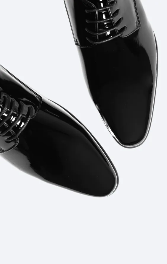 Zwarte moderne lakleren schoenen - photo 1 Zwarte moderne lakleren schoenen - photo 1