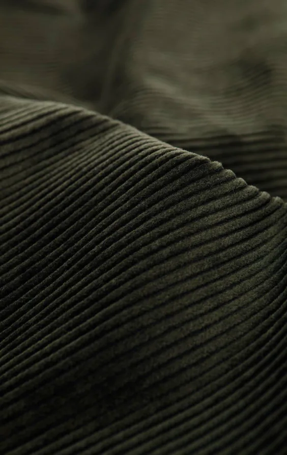 Groen corduroy gilet met revers kraag - photo 3 Groen corduroy gilet met revers kraag - photo 3