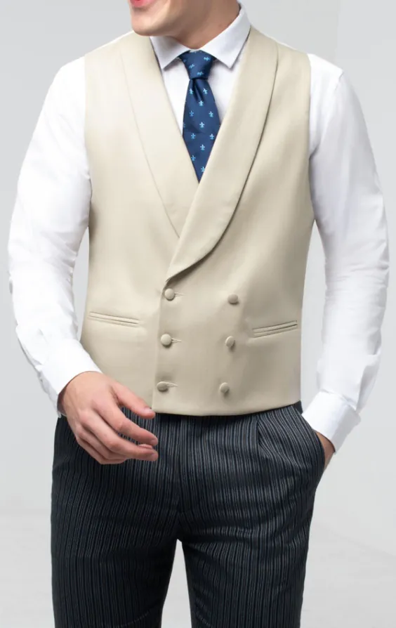 Goudkleurig/buff kleurig dubbel rijig gilet met sjaalkraag voor trouwpak Goudkleurig/buff kleurig dubbel rijig gilet met sjaalkraag voor trouwpak