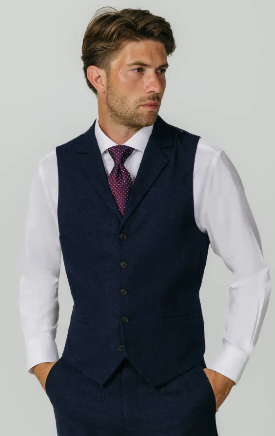 Navy donegal tweed gilet met notch revers Navy donegal tweed gilet met notch revers