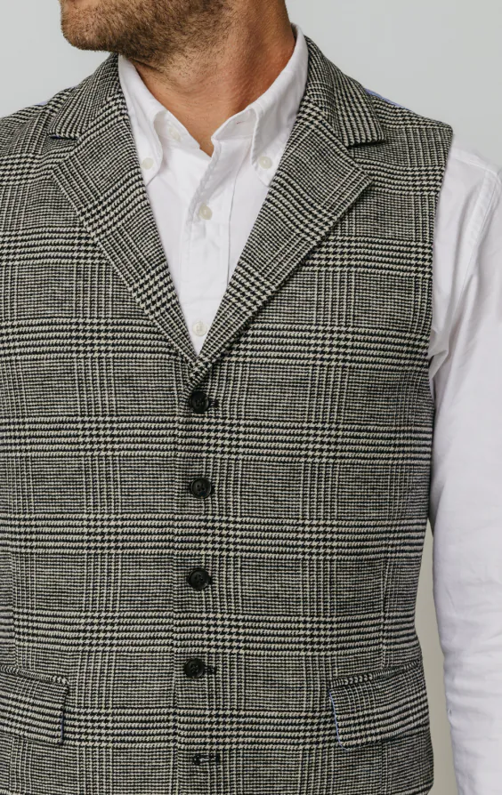 Zwart en crèmekleurig Prince of Wales geruite tweed gilet - photo 1 Zwart en crèmekleurig Prince of Wales geruite tweed gilet - photo 1