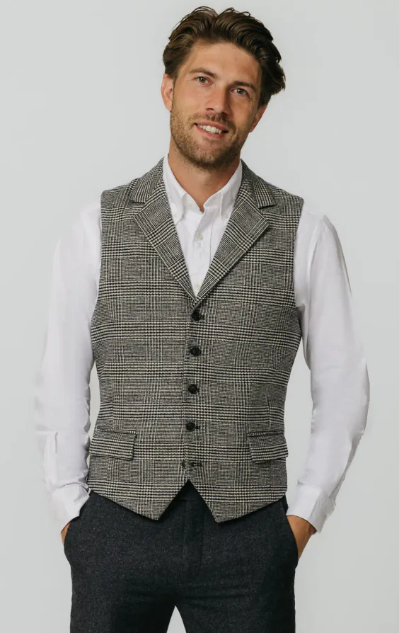 Zwart en crèmekleurig Prince of Wales geruite tweed gilet Zwart en crèmekleurig Prince of Wales geruite tweed gilet