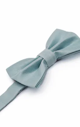 Strik in poederblauw, polyester dupion, voorgestrikt