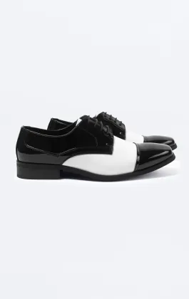 Doucal's Loafers met lakleer Zwart