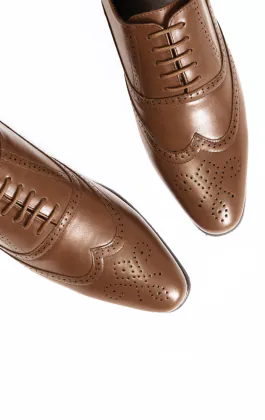 Tan oxford brogue schoenen