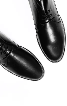 Zwarte lace chukka laarzen