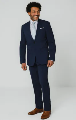 Blauw colbert met piek revers