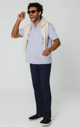 Blauw en wit seersucker overhemd met Cubaanse kraag